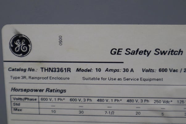 NEW General Electric THN3361R NON-FUSIBLE DISCONNECT SWITCH SINGLE CONFIGURATION STOCK 5107 - Image 3