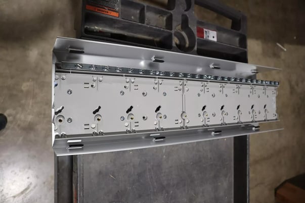 Honeywell 51454198-100 REV B Carrier Channel Assy STOCK 1682 - Image 1