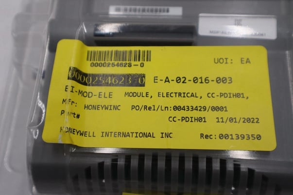 New Honeywell CC-PDIH01 Digital Input Module 51405041-175 STOCK G187A - Image 3
