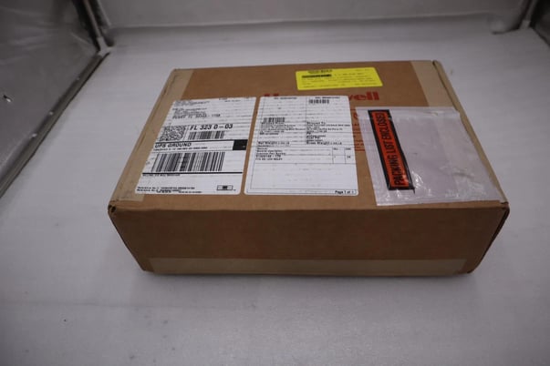 NEW IN BOX HONEYWELL 51309148-175 DIGITAL OUT 120 VAC RELAY STOCK G438 - Image 1