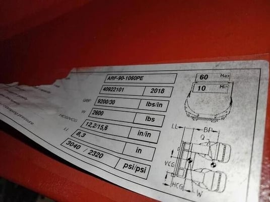 12,000 POUND YALE GLC120VXPRS FORKLIFT TRUCK WITH 60" CASCADE ROLL CLAMP - Image 7