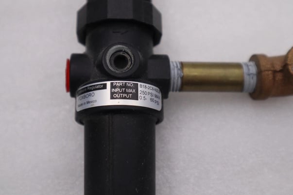 FOXBORO E69FB13RS AIR CONVERTER / PRESSURE REGULATOR B182C8N2LB STOCK #1703 - Image 3