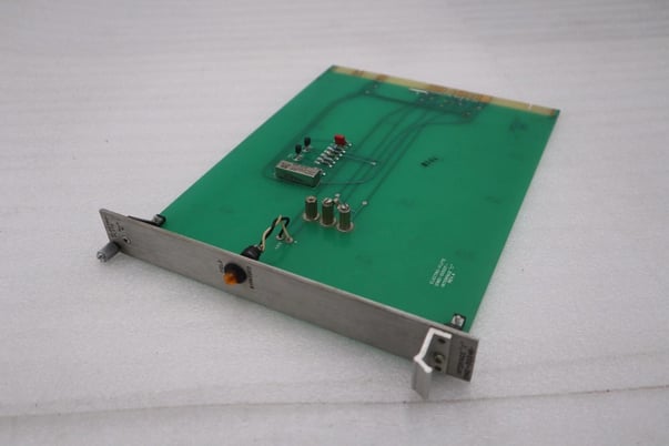 New electro-flyte 12m21-00007- interface "c" rev a regulator card stock 5629a - Image 1