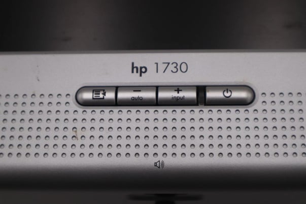 SURPLUS NEVER USED HP PE1238 L1730 17' ' LCD Monitor STOCK H81 - Image 2