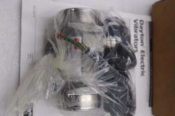 NEW DAYTON 1DYN5A Electric Motor Vibrator 115 VAC 3600 RPM Single Phase #H190 - Image 3