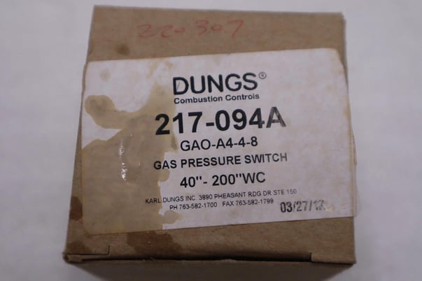 New dungs gao-a4-4-8 gas pressure switch pipe mount stock h170a - Image 2