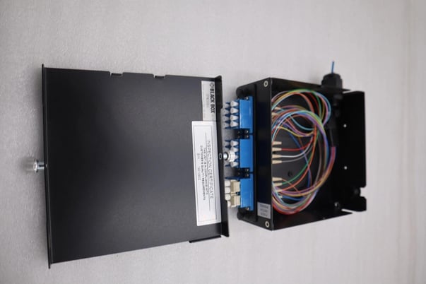 Black Box JPM398A JPM39 Series DIN Rail Mini Fiber Enclosure STOCK K-1118-A - Image 4
