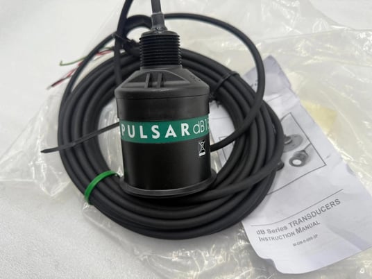 PULSAR DB15 10M Ultrasonic level sensor NEW UNIT STOCK G751 - Image 1