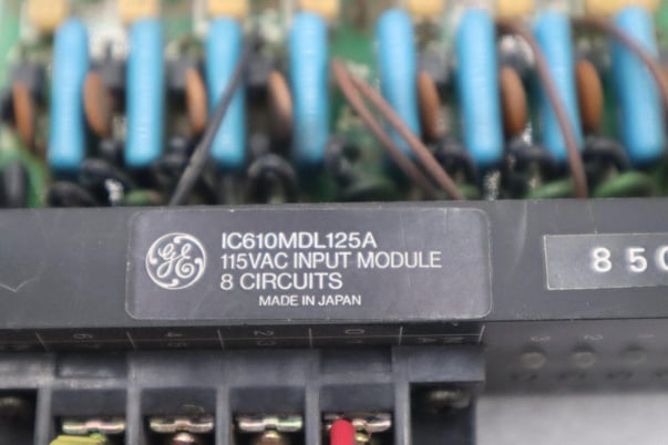 General Electric Fanuc IC610MDL125A Input 115 VAC 8 Point Module STOCK L-575C - Image 2