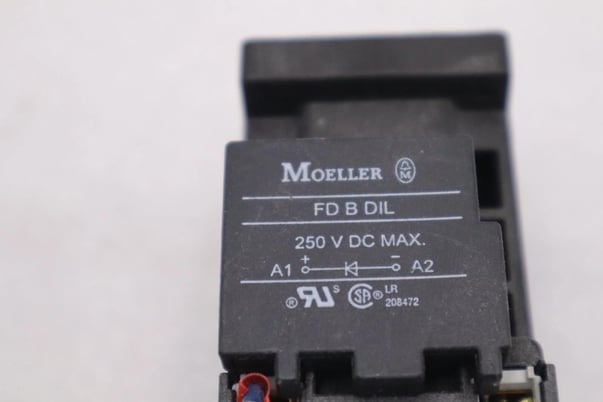 Moeller DIL00M-G CONTACTOR 20 AMP 3 POLE STOCK L-460C - Image 3