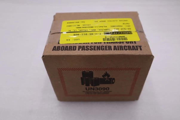 Streamlight 3V CR123A Lithium Batteries (2 Pack) 85175 (BOX OF 12) STOCK G521A - Image 1