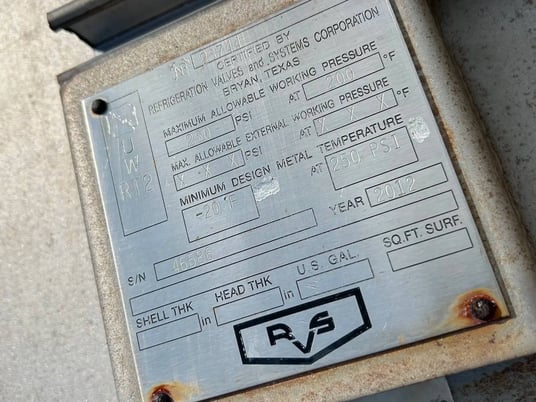 96" diameter x 96" L x 5015 gallon, RVS, Stainless Steel vertical ammonia receiver, R-717 refrigerant - Image 4