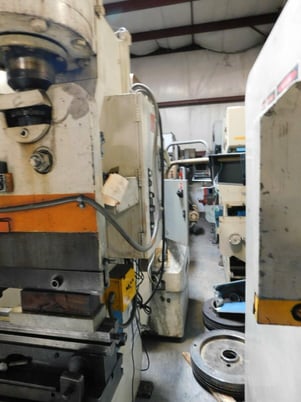 110 Ton, Pacific #J110-8, hydraulic press brake, 8' overall, Hurco 7 2-Axis CNC Control, 1972 - Image 3