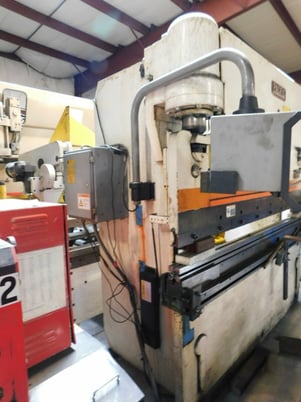 110 Ton, Pacific #J110-8, hydraulic press brake, 8' overall, Hurco 7 2-Axis CNC Control, 1972 - Image 4