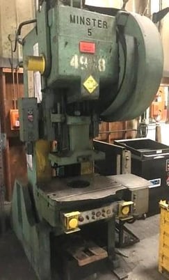 45 Ton, Minster #5F, single crank OBI flywheel press, 3" stroke, 13.25" Shut Height, 2.75"adj., 9.5"throat - Image 2