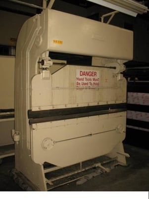 35 Ton, DiAcro #1472, press brake, 6' overall, front operated manual back gauge - Image 1