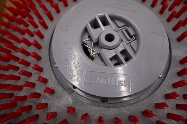 Advance pad driver 56505800 nilfisk holder and pad brush stock #5412 - Image 3