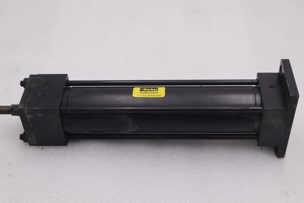 Parker 02.00 ch2anu44ac 6.010 fluidpower cylinder new stock #2520 - Image 1