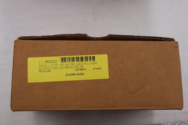 Fairchild pneumatic regulator z16490-10263 (12 units available) stock 3963 - Image 1