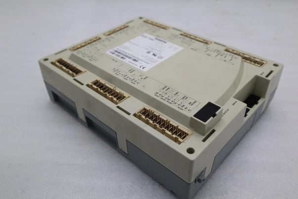 Siemens LMV51.140B1 Burner Control Fuel Air Ratio Load Landis Staefa STOCK 5302 - Image 5