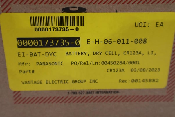 Streamlight 3V CR123A Lithium Batteries (2 Pack) 85175 (BOX OF 12) STOCK G526A - Image 1