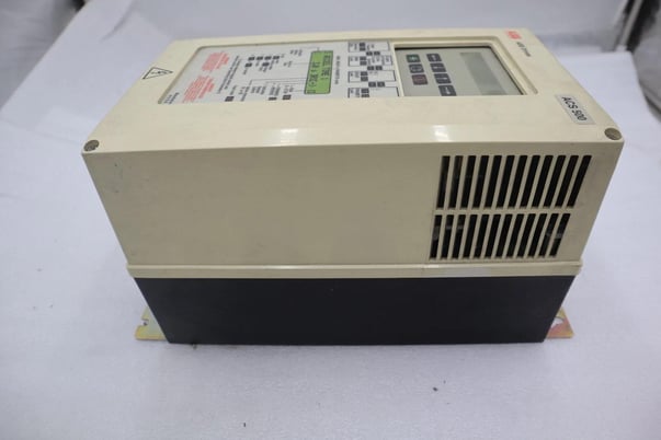 ABB ACS500 AC Drive ACS501-002-4-00P2 2 HP 3 PH STOCK 2267-A - Image 2
