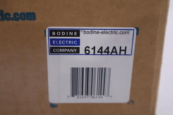 NEW Bodine Electric Company 6144 Right Angle Brushed DC Gearmotor STOCK H734 - Image 2