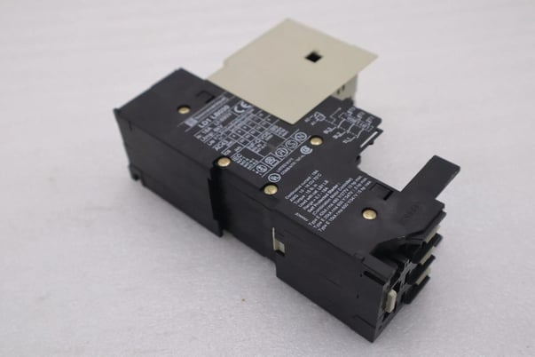 Telemecanique LD1 LB030 Motor Starter STOCK L-553-C - Image 2