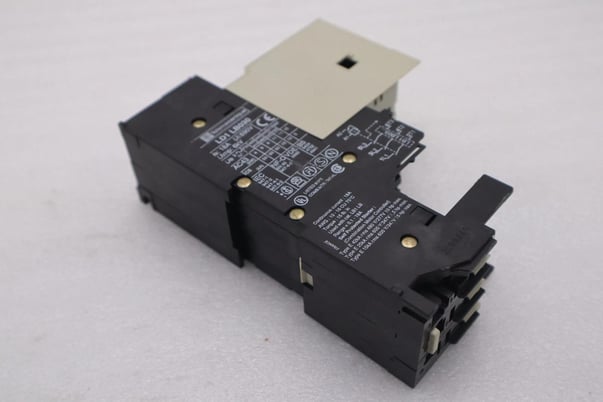 Telemecanique LD1 LB030 Motor Starter STOCK L-553-C - Image 3