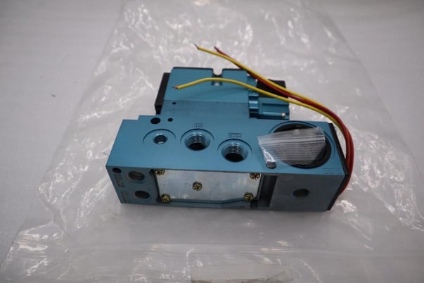 New mac 82a.ac.000.tm.daap.2da 110/120v nsnp stock h1458 - Image 5