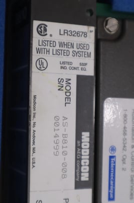 New in box modicon as-b810-008 output module stock g152a - Image 2