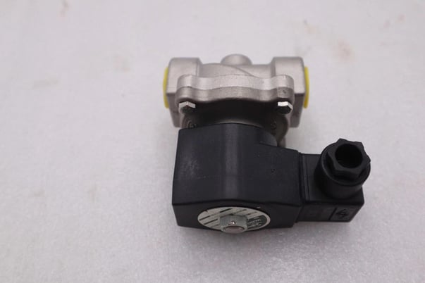 Jefferson Valves 1335IA4AT 1/2 Solenoid Valve 120V/AC60 STOCK 1238-A - Image 4
