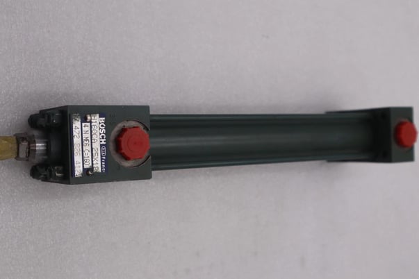 Bosch H16OCA 25X18 Hydraulic Cylinder 4 N ME6 C=160 7 472 826 412 Stock #K-1768 - Image 1
