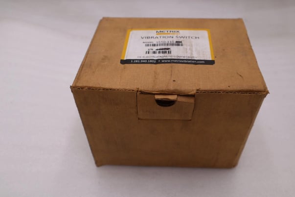 NEW Metrix 5550-011-01 Vibralert Vibration Switch 480V-AC STOCK H933 - Image 4