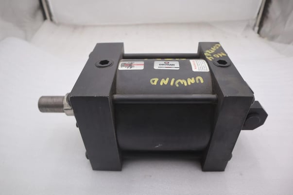 ORTMAN FLUID POWER CYLINDER STOCK #M-38 - Image 3