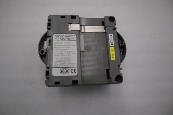 Giddings & Lewis M.1301.4145 R0 OUTPUT INPUT PLC MODULE STOCK 5191A - Image 2