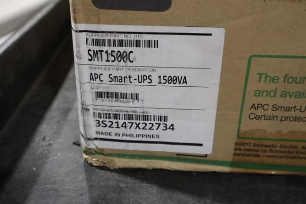 APC Smart-UPS 1500VA Battery Backup Pure Sine Wave Output SMT1500C Power Supply - Image 4
