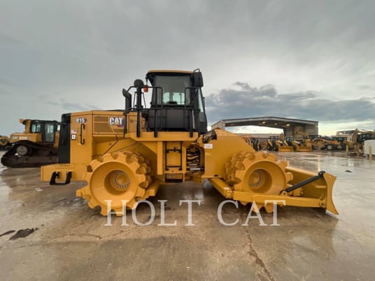 Caterpillar 815, Compactor, 25 hours, S/N: J5T00503, 2025 - Image 2