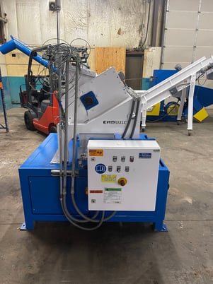 Erdwich #M600/1-400, 15.8" x 19.7"single shaft shredder, reconditioned - Image 1