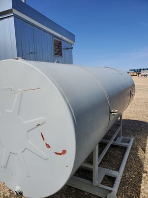 16" Sweet Vertical Separator, 1440 psi, 3-phase, 2004 - Image 3