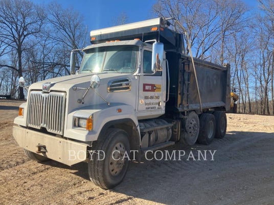 Western Star 4700SF W21, On Highway Truck, 3275 hours, S/N: 5KKHAVFM8LPLN8089, 2020 - Image 1