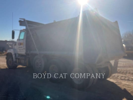 Western Star 4700SF W21, On Highway Truck, 3275 hours, S/N: 5KKHAVFM8LPLN8089, 2020 - Image 4
