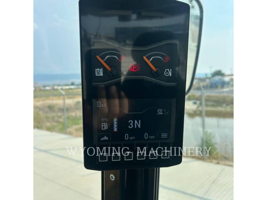 Cat 206, Wheel Loader, 5 hours, S/N: MZ601479, 2025 - Image 5