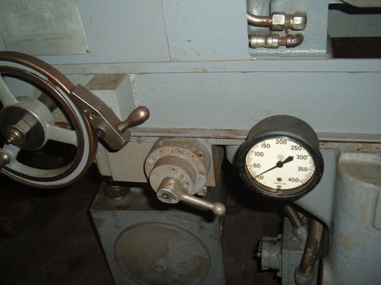Van Norman No. 1C, infeed attachment, crush dresser - Image 4