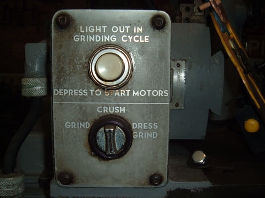 Van Norman No. 1C, infeed attachment, crush dresser - Image 5