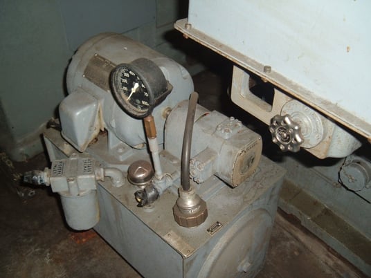 Van Norman No. 1C, infeed attachment, crush dresser - Image 8