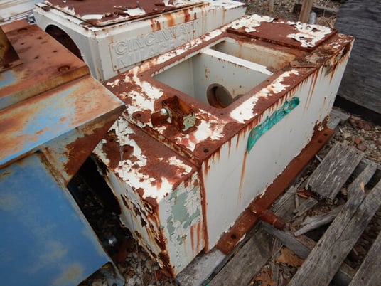 Cincinnati Milacron #CM90/92, Distribution Gear Box Housing, for Conical Twin Screw Extruder, Requires Gears - Image 9