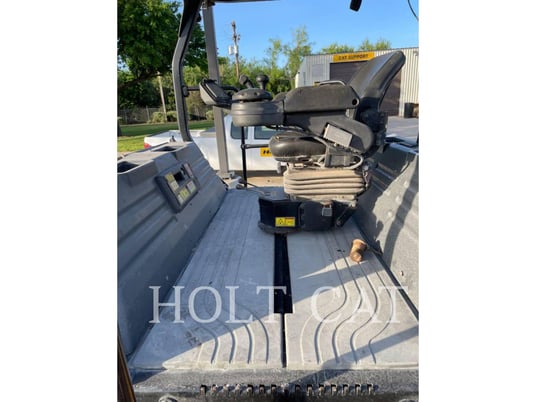 Caterpillar CB15, Vibratory Single Drum Pad, 2543 hours, S/N: M9400166, 2019 - Image 8