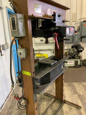 25 Ton, Dake #5-025, H-frame hydraulic press, 11-1/2" stroke, 33" btwn uprights, 37" x 14" bed, 2 HP - Image 6