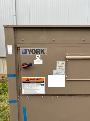 72 Ton, York #YCUL0072EE, Rooftop Hvac Unit, Dual-circuit Air-cooled Chiller, 460 V., R-410a, 2019 - Image 5